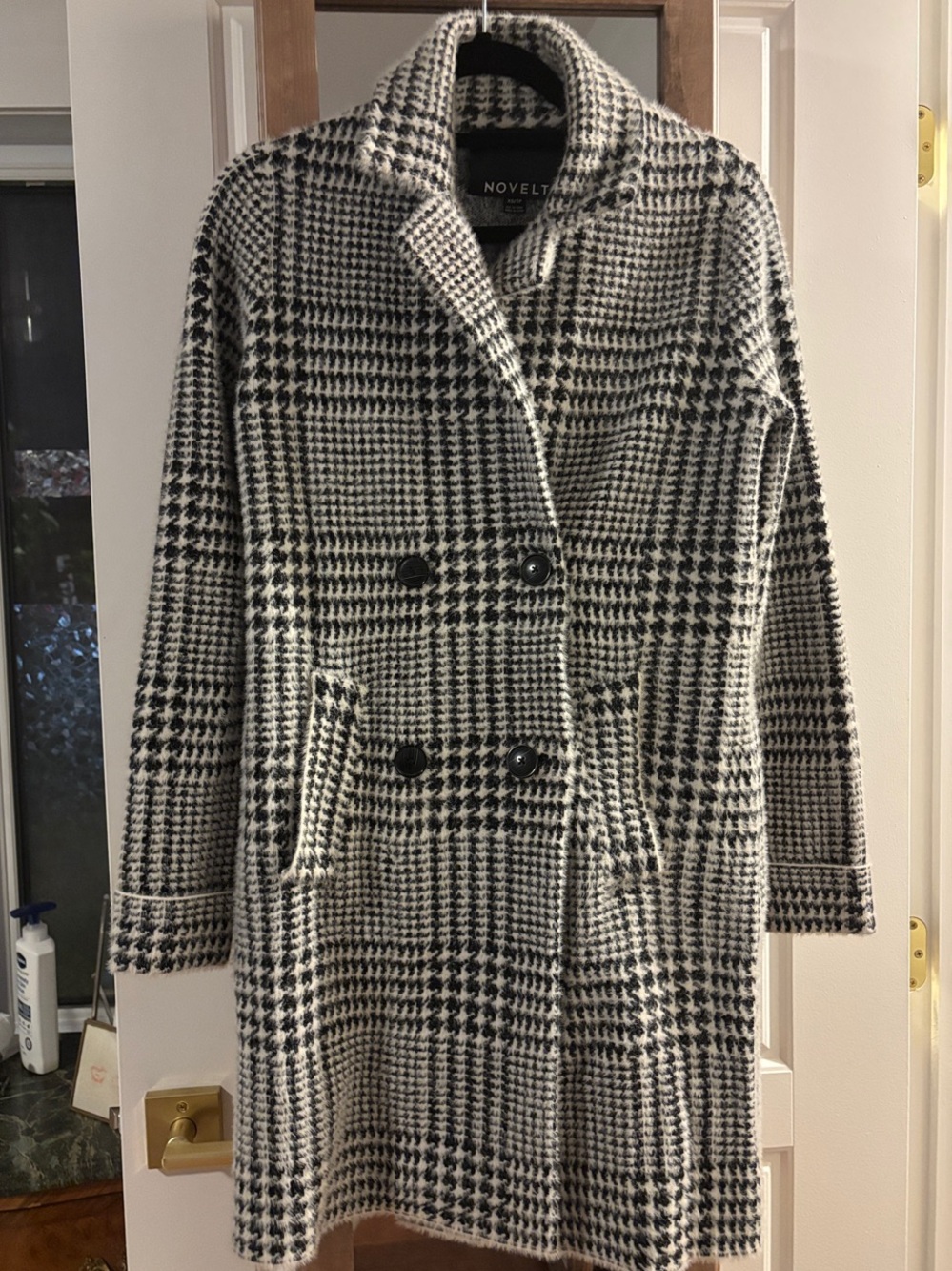 Novella Royale Black & White Houndstooth Double-Breasted Pea Coat